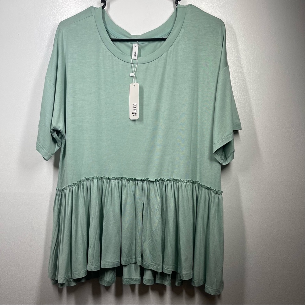 NWT Glam Mint Green Blouse